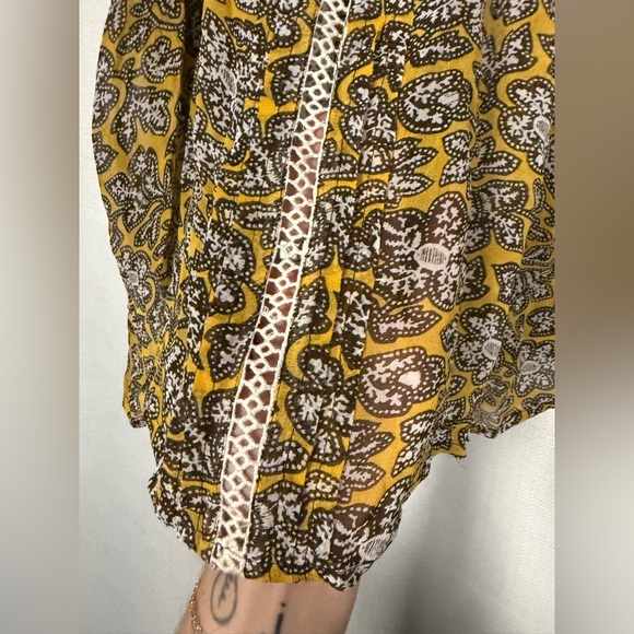 By Anthropologie Sleeveless Yellow and Brown Floral Crochet Bardot Blouse US 10 - Picture 14 of 16